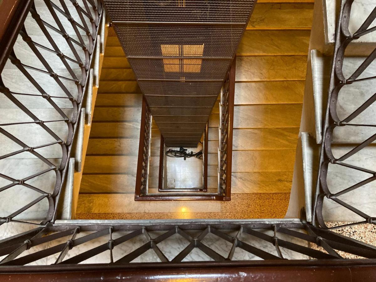 Sunny Flat Near Villa Borghese Rome Exterior photo